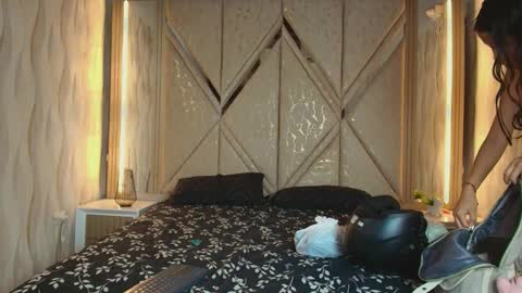 hotcouple_222 online show from January 13, 7:24 am