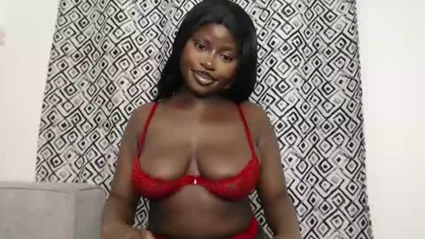 Snapshot of hotcurvykeisha chatting on October 26, 10:58 pm Hotcurvykeisha online show from October 26, 10:58 pm