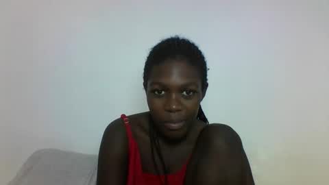 Snapshot of hotcutetracie chatting on October 4, 2:48 pm VICTORIA online show from October 4, 2:48 pm
