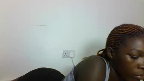 Snapshot of hotcutetracie chatting on October 13, 7:41 am VICTORIA online show from October 13, 7:41 am