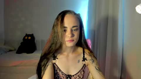 Snapshot of hotdevilsss chatting on June 11, 2:53 am SWEET DEVILS PUSSY online show from June 11, 2:53 am