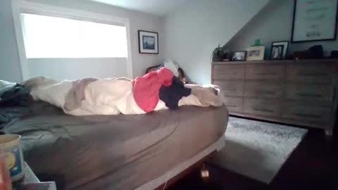 hotdog1124 online show from September 30, 11:15 am