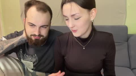 Snapshot of hotduoplay chatting on March 30, 6:31 pm Max and Alina online show from March 30, 6:31 pm