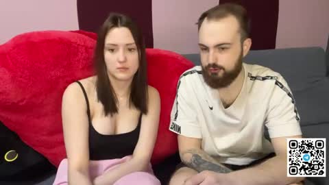 Snapshot of hotduoplay chatting on April 30, 7:42 pm Max and Alina online show from April 30, 7:42 pm