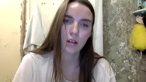 effy online show from February 11, 9:53 am