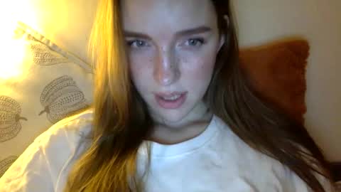 effy online show from December 4, 9:01 pm