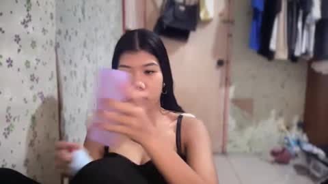 hotestpinayxxx online show from April 9, 2:33 am