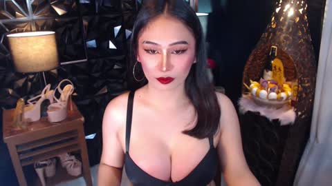 Snapshot of hotevatrans chatting on January 3, 7:38 am EVA online show from January 3, 7:38 am