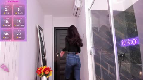 hotfallingdevil online show from November 10, 5:39 am