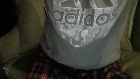 Snapshot of hotfrenchdadd chatting on December 24, 7:33 pm hotfrenchdadd online show from December 24, 7:33 pm