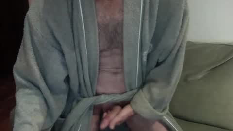 Snapshot of hotfrenchdadd chatting on January 13, 9:19 am hotfrenchdadd online show from January 13, 9:19 am