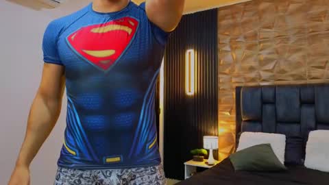 Snapshot of hotfuckers4uu chatting on February 17, 7:31 pm felipe marcello online show from February 17, 7:31 pm