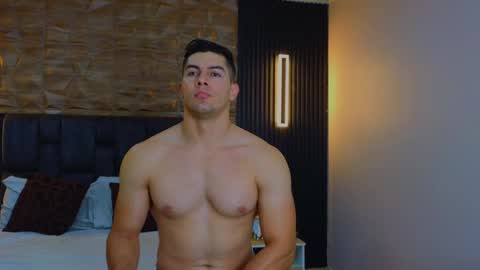 Snapshot of hotfuckers4uu chatting on February 27, 10:53 pm felipe marcello online show from February 27, 10:53 pm