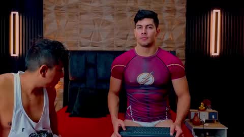 Snapshot of hotfuckers4uu chatting on October 16, 2:40 pm felipe marcello online show from October 16, 2:40 pm