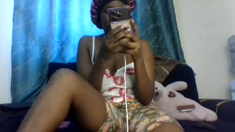 hotgirlchawowo25 online show from May 6, 8:19 am