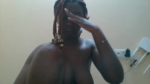 Snapshot of hotgodees chatting on October 26, 8:26 pm Queen online show from October 26, 8:26 pm