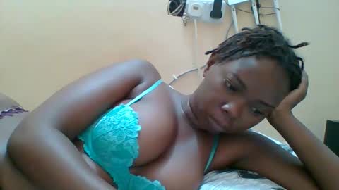 Queen online show from February 11, 6:07 am