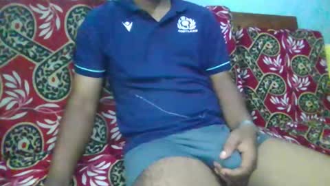 hotguyy001 online show from March 20, 5:45 am