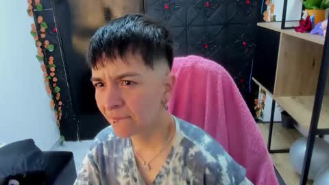 hannah online show from April 3, 2:31 am