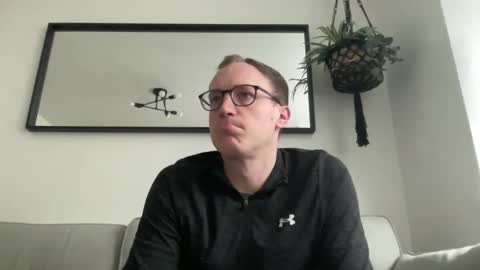 hotholby86 online show from February 9, 12:30 pm