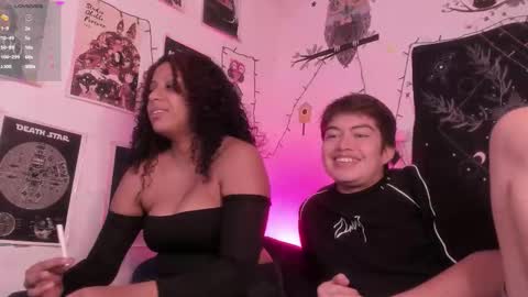 Sam and Nico online show from November 19, 3:01 pm