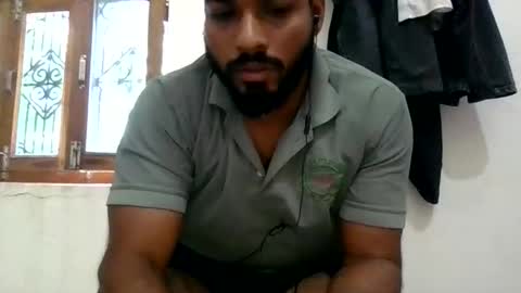 Snapshot of hothunkman352176 chatting on March 16, 5:44 am hothunkman352176 online show from March 16, 5:44 am