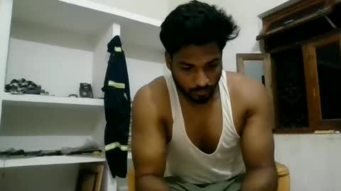 Snapshot of hothunkman352176 chatting on June 19, 6:45 pm hothunkman352176 online show from June 19, 6:45 pm