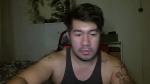 Snapshot of hothunkybear23 chatting on December 25, 12:16 am Khel online show from December 25, 12:16 am