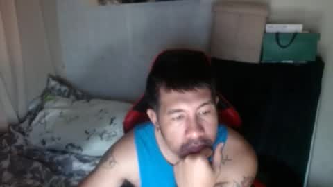 Snapshot of hothunkybear23 chatting on February 28, 3:29 am Khel online show from February 28, 3:29 am