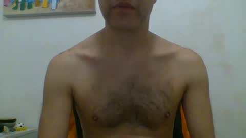 hottitan  twitter Marianoshcam online show from October 2, 9:44 pm