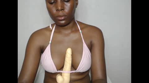 Snapshot of hotjessie0 chatting on February 5, 7:50 am hotjessie0 online show from February 5, 7:50 am