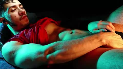 Snapshot of hotlatinking chatting on November 9, 9:13 pm Hotlatinking online show from November 9, 9:13 pm