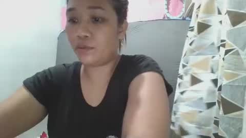 Snapshot of hotlavender chatting on June 4, 2:50 am hotlavender online show from June 4, 2:50 am