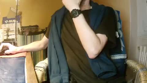 Snapshot of hotleopold chatting on December 2, 10:34 pm hotleopold online show from December 2, 10:34 pm