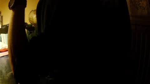 Snapshot of hotleopold chatting on December 26, 12:14 am hotleopold online show from December 26, 12:14 am