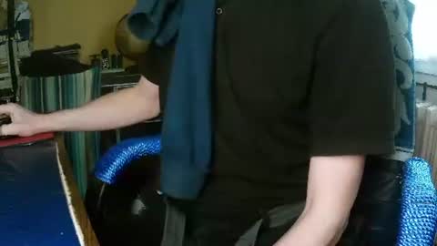 Snapshot of hotleopold chatting on January 2, 1:08 pm hotleopold online show from January 2, 1:08 pm