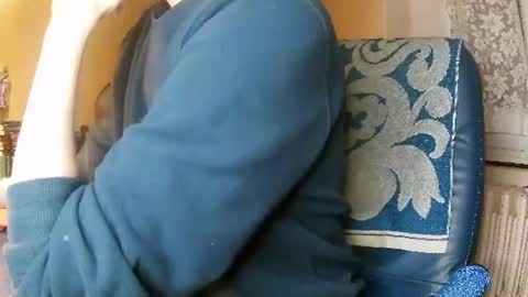 Snapshot of hotleopold chatting on January 18, 12:13 am hotleopold online show from January 18, 12:13 am