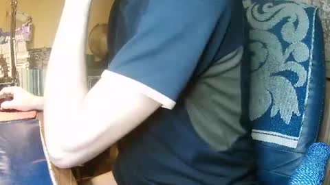 Snapshot of hotleopold chatting on January 26, 1:31 am hotleopold online show from January 26, 1:31 am