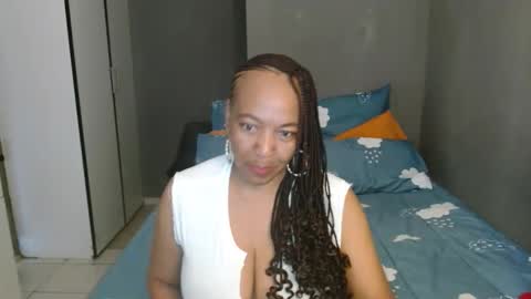Snapshot of hotlilya chatting on June 10, 7:40 am hotlilya online show from June 10, 7:40 am