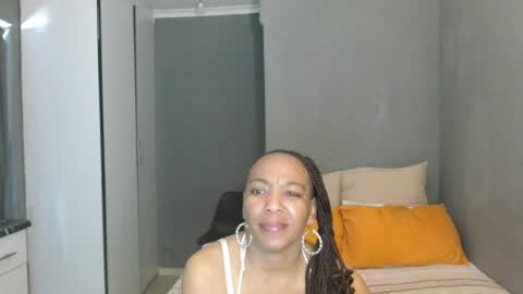 Snapshot of hotlilya chatting on June 16, 8:39 am hotlilya online show from June 16, 8:39 am
