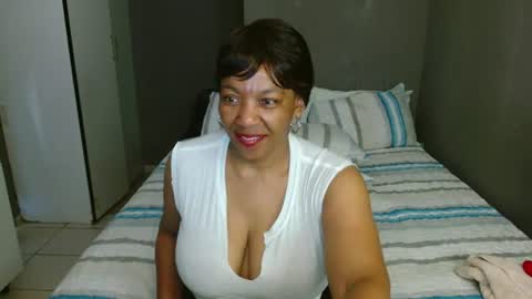 Snapshot of hotlilya chatting on July 14, 10:21 am hotlilya online show from July 14, 10:21 am