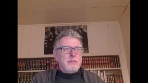 hotlux_54 online show from February 15, 5:28 pm