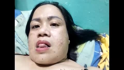 Snapshot of hotmama2325 chatting on October 13, 11:32 am JOY online show from October 13, 11:32 am