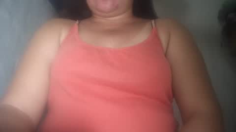 Snapshot of hotmatureladyxxx chatting on December 11, 8:15 am hotmatureladyxxx online show from December 11, 8:15 am