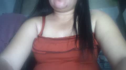 Snapshot of hotmatureladyxxx chatting on December 11, 9:12 pm hotmatureladyxxx online show from December 11, 9:12 pm