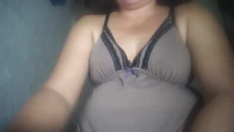 Snapshot of hotmatureladyxxx chatting on December 14, 10:07 pm hotmatureladyxxx online show from December 14, 10:07 pm