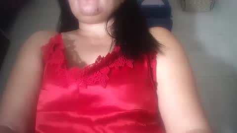 Snapshot of hotmatureladyxxx chatting on January 7, 5:31 pm hotmatureladyxxx online show from January 7, 5:31 pm