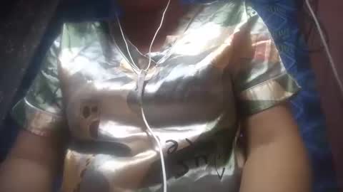 Snapshot of hotmatureladyxxx chatting on October 11, 3:17 am hotmatureladyxxx online show from October 11, 3:17 am