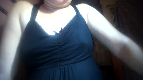 Snapshot of hotmatureladyxxx chatting on June 24, 10:53 pm hotmatureladyxxx online show from June 24, 10:53 pm