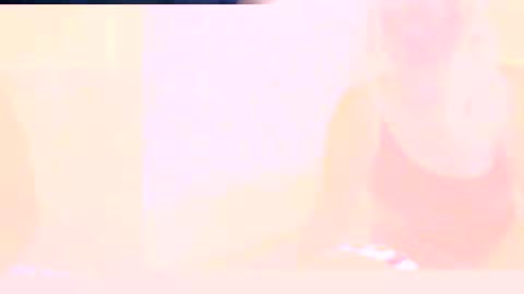 Snapshot of hotmatureladyxxx chatting on July 4, 8:09 am hotmatureladyxxx online show from July 4, 8:09 am